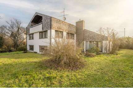 Haus zum Kaufen in Nürtingen 775.000,00 € 282.59 m²
