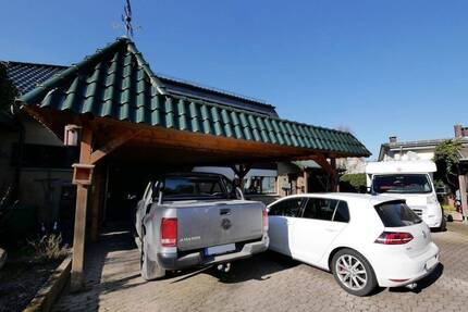 Großzügiges Haus - ideal für Familien, Mehrgenerationen oder Selbstständige - Horn-Bad Meinberg