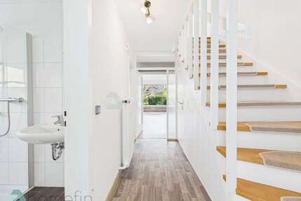 Haus zum Kaufen in Leverkusen 599.000,00 € 156.28 m²