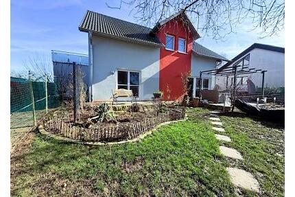 LÄNDLICHES WOHNEN MIT VIEL LICHT UND FREIHEIT - Neckarwestheim