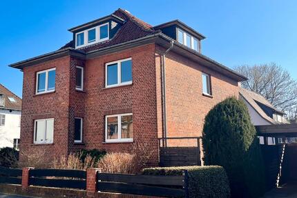 Charmante 4-Zimmer-Wohnung in stilvoller Stadtvilla – zentrale und ruhige Lage - Uelzen