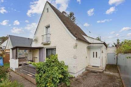 Haus zum Kaufen in Augsburg Oberhausen 340.000,00 € 90 m² - Augsburg / Oberhausen