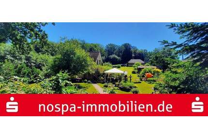 Stadtrandlage und voll im Grünen: Großes Grundstück mit Restbausubstanz in Schleswig!