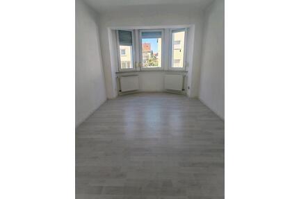 4 Zimmer Wohnung zum Vermieten - 1.300,00&nbsp;EUR Kaltmiete, ca.&nbsp; 98,00&nbsp;m&sup2; in Worms (PLZ: 67549) Westliche Vororte