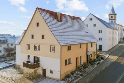 Haus zum Kaufen in Dornhan 178.000,00 € 180 m²
