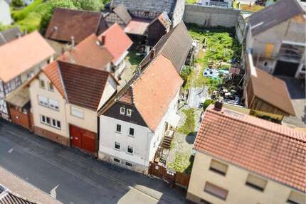 Haus zum Kaufen in Wölfersheim 399.000,00 € 283 m²