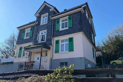 Haus zum Kaufen in Radevormwald 399.000,00 € 195 m²