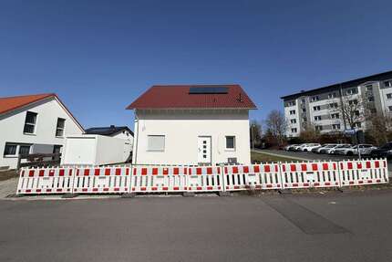 Haus zum Kaufen in Schleusingen 320.000,00 € 130 m²