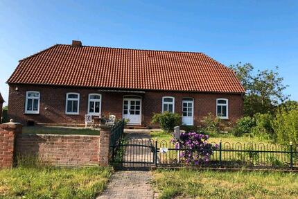 Resthof zu verkaufen - 3800qm Grundstück inkl Zweifamilienhaus - Amt Neuhaus