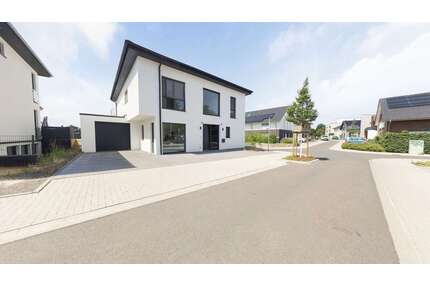 Haus zum Kaufen in Jülich 1.190.000,00 € 244 m²