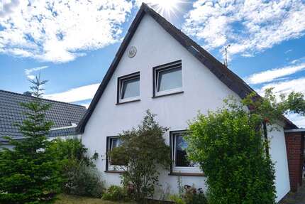 Haus zum Kaufen in Celle 179.000,00 € 141.69 m²