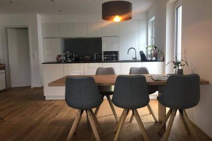 Exklusive 3-Zimmer Erdgeschosswohnung mit großer Sonnenterrasse, Garten und hochwertiger Ausstattung - Geldersheim