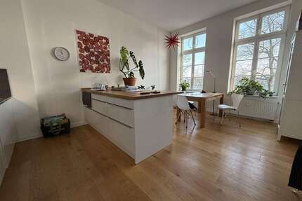 Wohnung zum Kaufen in Schwerin 394.000,00 € 94 m²