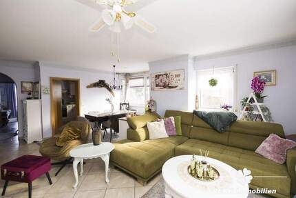 BERK Immobilien - gemütliche 3-Zimmer-Erdgeschosswohnung mit großer Terrasse, Balkon & Gartenzugang - Aschaffenburg / Damm