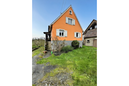 Haus zum Kaufen in Schöntal 99.000,00 € 130 m²