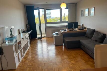 Wohnung in Frankfurt-Dornbusch - 980,00&nbsp;EUR Kaltmiete, ca.&nbsp; 65,00&nbsp;m&sup2; in Frankfurt am Main (PLZ: 60320) Mitte-Nord