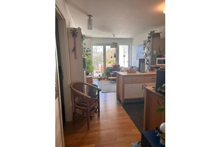 2 Zimmer Wohnung Zwischenmiete JUNI - Freiburg im Breisgau Haslach