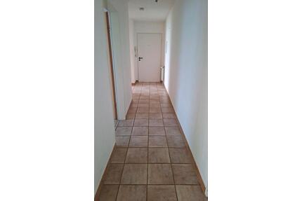 3 Zimmer DG Wohnung - 780,00&nbsp;EUR Kaltmiete, ca.&nbsp; 62,41&nbsp;m&sup2; in Gifhorn (PLZ: 38518)