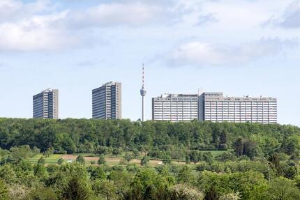 S-Asemwald: Gepflegte 3,5-Zimmer-Wohnung mit schöner Aussicht im 9. OG - Stuttgart Birkach