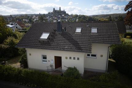 Haus verkaufen - 657.000,00&nbsp;EUR Kaufpreis, ca.&nbsp; 190,00&nbsp;m&sup2; in Braunfels (PLZ: 35619)