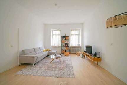 Wohnung zum Mieten in Düsseldorf 1.728,00 € 108 m²