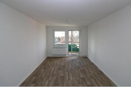 Flieg mit mir zu den Sternen…helle 3-RW mit Wanne & Balkon!!! - Freiberg