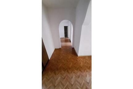 Helle, geräumige, zeitgemäße Wohnung 3 Zimmer, Küche, Bad, 3ZKB - Stadtprozelten