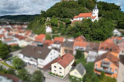 Haus zum Kaufen in Donaustauf 285.000,00 € 151.82 m²