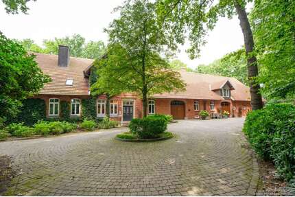 Haus zum Kaufen in Lingen Clusorth 1.795.000,00 € 520 m² - Lingen / Clusorth