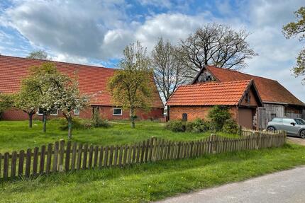 Schöner Resthof zu verkaufen - 125.000,00&nbsp;EUR Kaufpreis, ca.&nbsp; 160,00&nbsp;m&sup2; in Asendorf (PLZ: 27330)