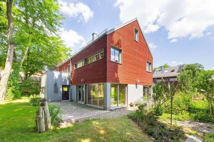 Haus zum Kaufen in Zeuthen 990.000,00 € 172.09 m²