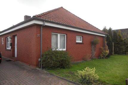 Frei zum 01. Mai: Sehr gepflegte, ebenerdige Doppelhaushälfte mit Garten und Garage - Hinte