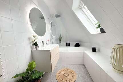 Wohnung zum Kaufen in Stuttgart 299.000,00 € 75.91 m²