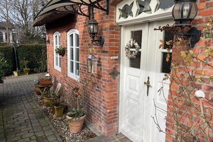 Sylt Feeling unter Reet - 449.000,00&nbsp;EUR Kaufpreis, ca.&nbsp; 188,00&nbsp;m&sup2; in Niebüll (PLZ: 25899)