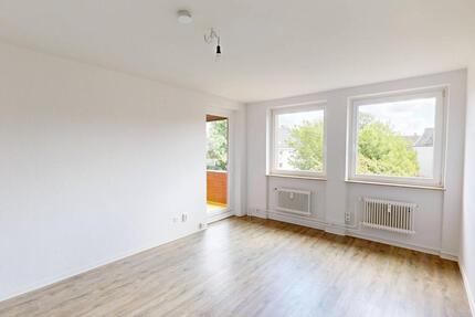 66 m² Wohnkomfort: Stilvolle 2-Zimmer-Wohnung mit Einbauküche & Balkon - Rendsburg