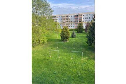 Gera-OT, 4ZKB-ETW - 119.000,00&nbsp;EUR Kaufpreis, ca.&nbsp; 82,00&nbsp;m&sup2;&nbsp;Wohnfl&auml;che in Gera (PLZ: 07549) Lusan