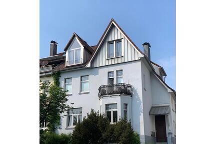 Charmante 2,5-Zimmer-Altbauwohnung mit Balkon in Solingen