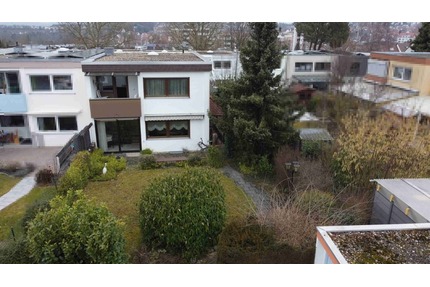 Kleine Familie sucht bezahlbares Haus mit schönem, ruhigen Garten??? Hurra, gefunden! - Vaihingen/Enz