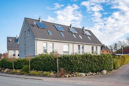 Haus zum Kaufen in Osdorf 420.000,00 € 101 m²