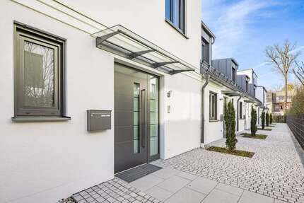 Haus zum Kaufen in München 1.890.000,00 € 163 m²