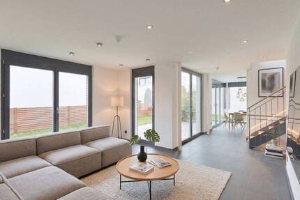 Lichtdurchflutetes Einfamilienhaus mit Südgarten, Smart Home & hochwertiger Ausstattung - Ditzingen
