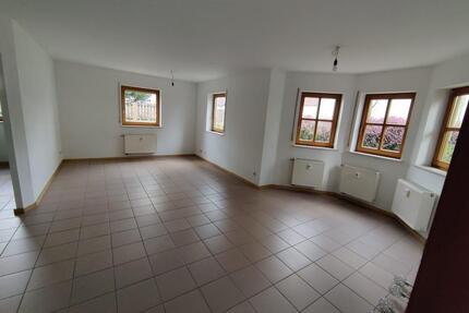BITTE GENAJ LESEN!!! Helle 2 Zimmer Souterrain Wohnung - Aschaffenburg Gailbach