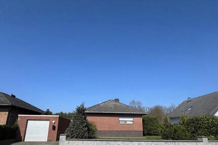 Exklusives Einfamilienhaus in Bahrdorf mit Pool