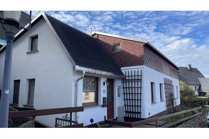 Stadthaus in Lauenstein - 150.000,00&nbsp;EUR Kaufpreis, ca.&nbsp; 105,00&nbsp;m&sup2;&nbsp;Wohnfl&auml;che in Lauenstein (PLZ: 01778)