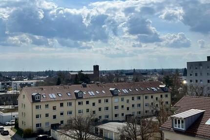 Provisionsfreie 2-Zi-Wohnung mit TG + Panoramablick - S-Bahn Nähe - Germering