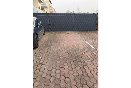 Parkplatz privat - 50,00&nbsp;EUR Kaltmiete, in Aachen (PLZ: 52080) Eilendorf