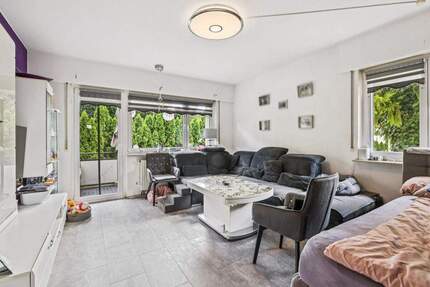 Lichtdurchflutet und gut geschnitten - Vermietete 3-Zimmer-Wohnung mit Balkon - Ludwigsburg / Oßweil