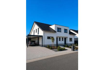 Modernes Wohnhaus in Zülpich Wohnen im Neubaugebiet