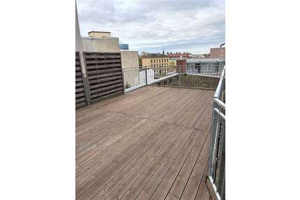 Wohnung zum Mieten in Sachsen-Anhalt - Halle 716,00 € 89.51 m²