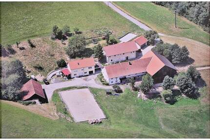 Naturparadies mit Hofstelle - Ideal für Tierhaltung, Selbstversorgung und Landwirtschaft - über Passau - Bereich Oberhaus